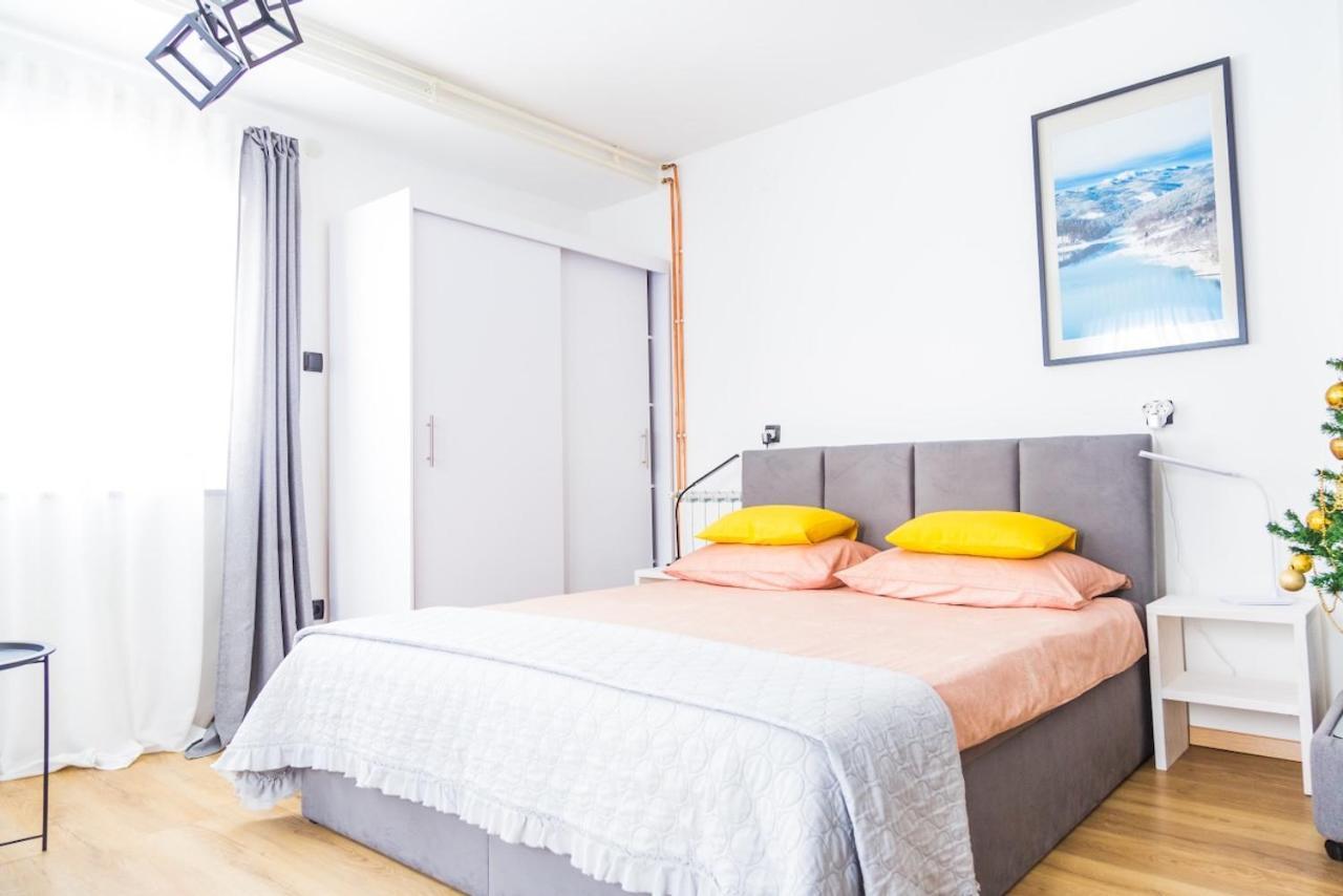 Apartman Japlenski デルニツェ エクステリア 写真