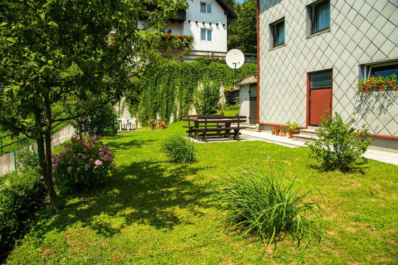 Apartman Japlenski デルニツェ エクステリア 写真